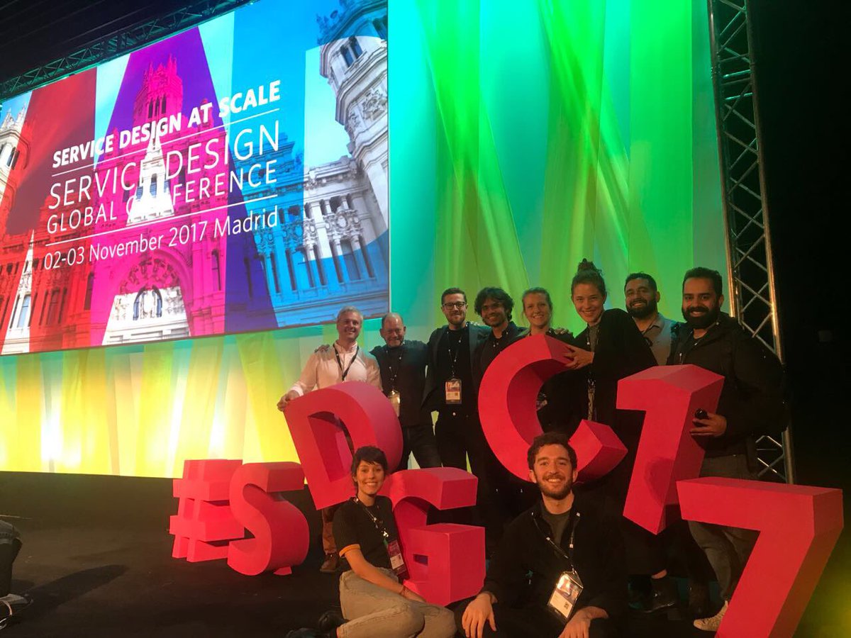 <a href="/Liveworkstudio/">liveworkstudio</a> Rotterdam London Sao Paulo Oslo on stage at #sdgc17 what a team! #liveworking <a href="/SDNetwork/">Service Design Network</a> thanks for the experience!!