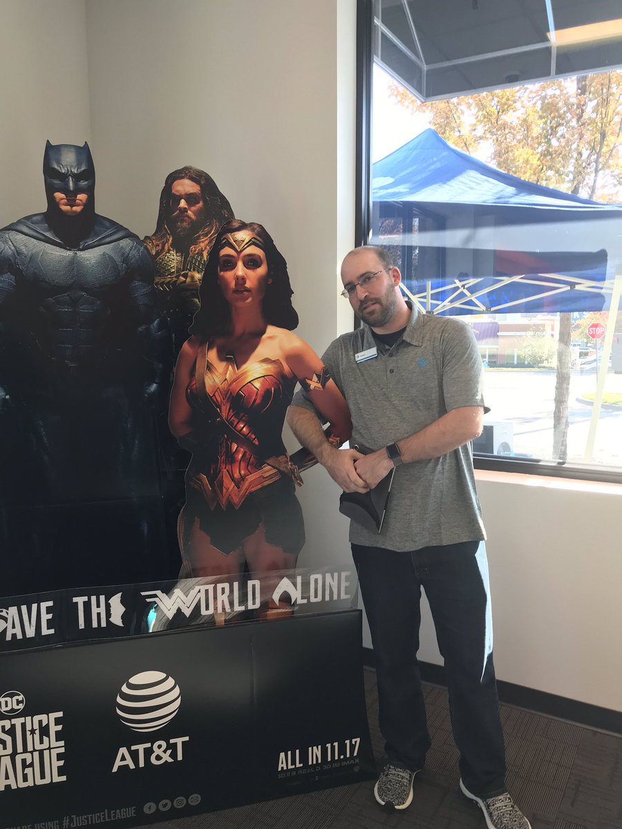 Bobby kicking our weekend off with 10 CRU's!!! @XFactor_Raleigh <a href="/danica_angles/">DAS</a> <a href="/Chad_E_Busby/">Chad Busby</a>