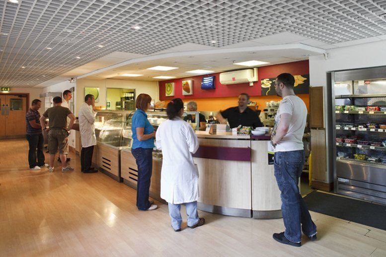 bedfordheight's tweet photo. Don't you think @grazebedford1 has come a long way? Talk about a transformation!! 🥘 ☕️🍽 https://t.co/jdBhRUkDr0