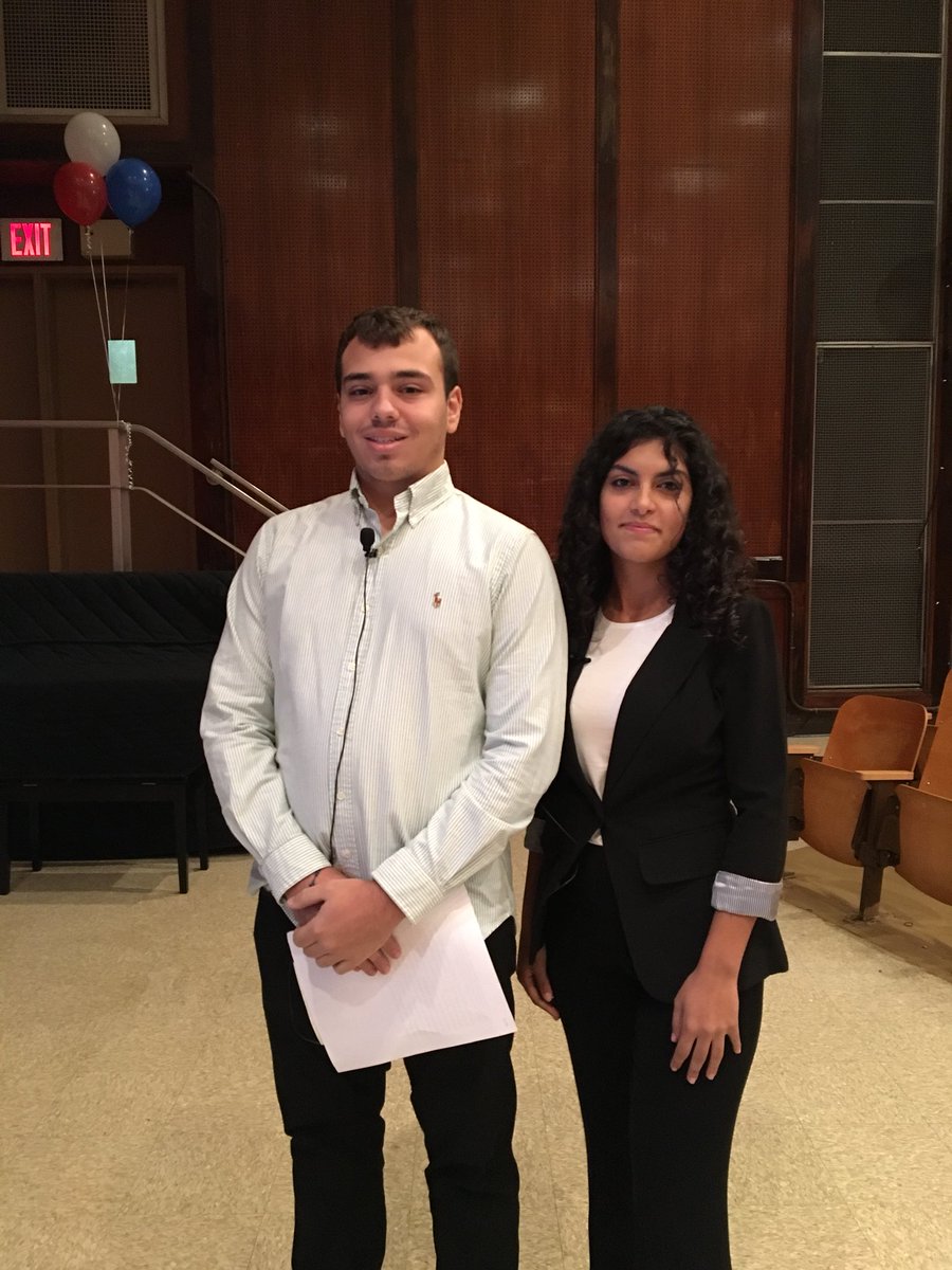 FLSocialStudies's tweet photo. Esther and Peter take the stage as De Blasio and Malliotakis!! 🇺🇸 #flhsmockthevote https://t.co/7kHh5lZ4bv