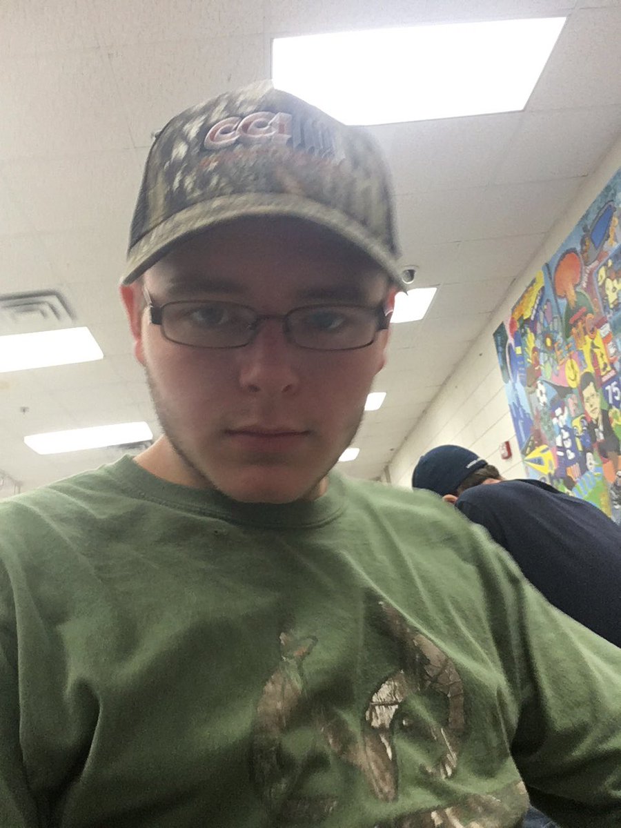 isaaclay123's tweet photo. Casey county's most likely to not succeed https://t.co/u4i6j9KnJc