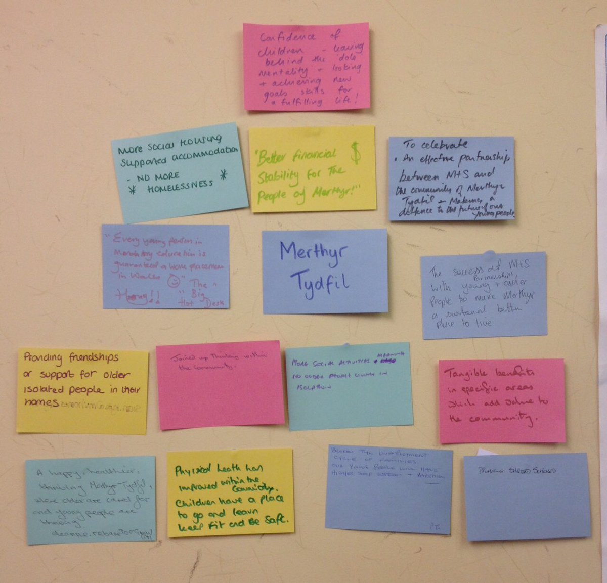 joannadaniels00's tweet photo. Superb group in #MerthyrTydfil discussing challenges and visions for future. Thank you! @marksandspencer #10communities https://t.co/lBROeG22aO