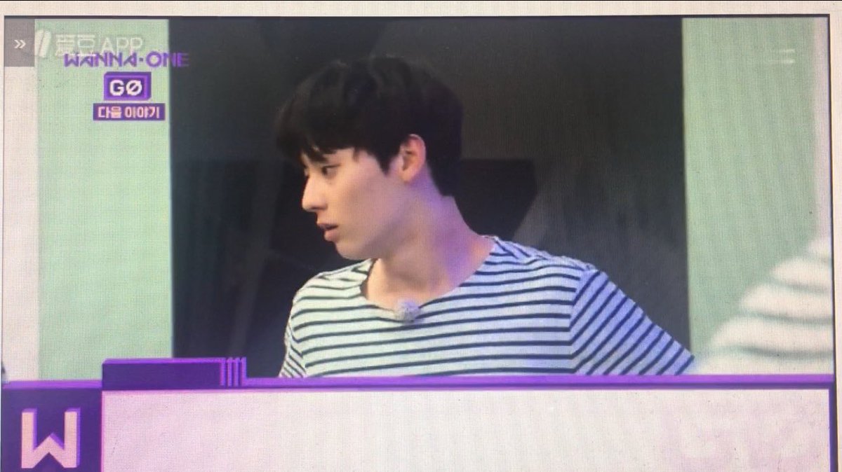 Yours_highness's tweet photo. สภาพเพิ่งตื่���คือต่างกันลิบ ตื่นแบบเดือนมหาลัย กับตื่นแบบไอ้แจ้แม่เรียกกินข้าวอ่ะ 55555 #มินฮวาน https://t.co/X30BUxmG0M