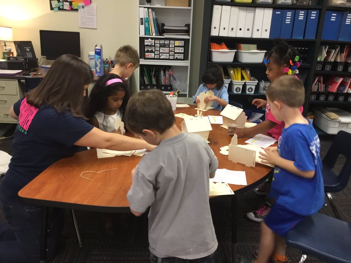 TippsTeaching's tweet photo. "Don't glue your eyeballs together." Words of wisdom from Kids Carpentry as we make birdhouses. #CarawayAcademy https://t.co/vfK07SKBd0