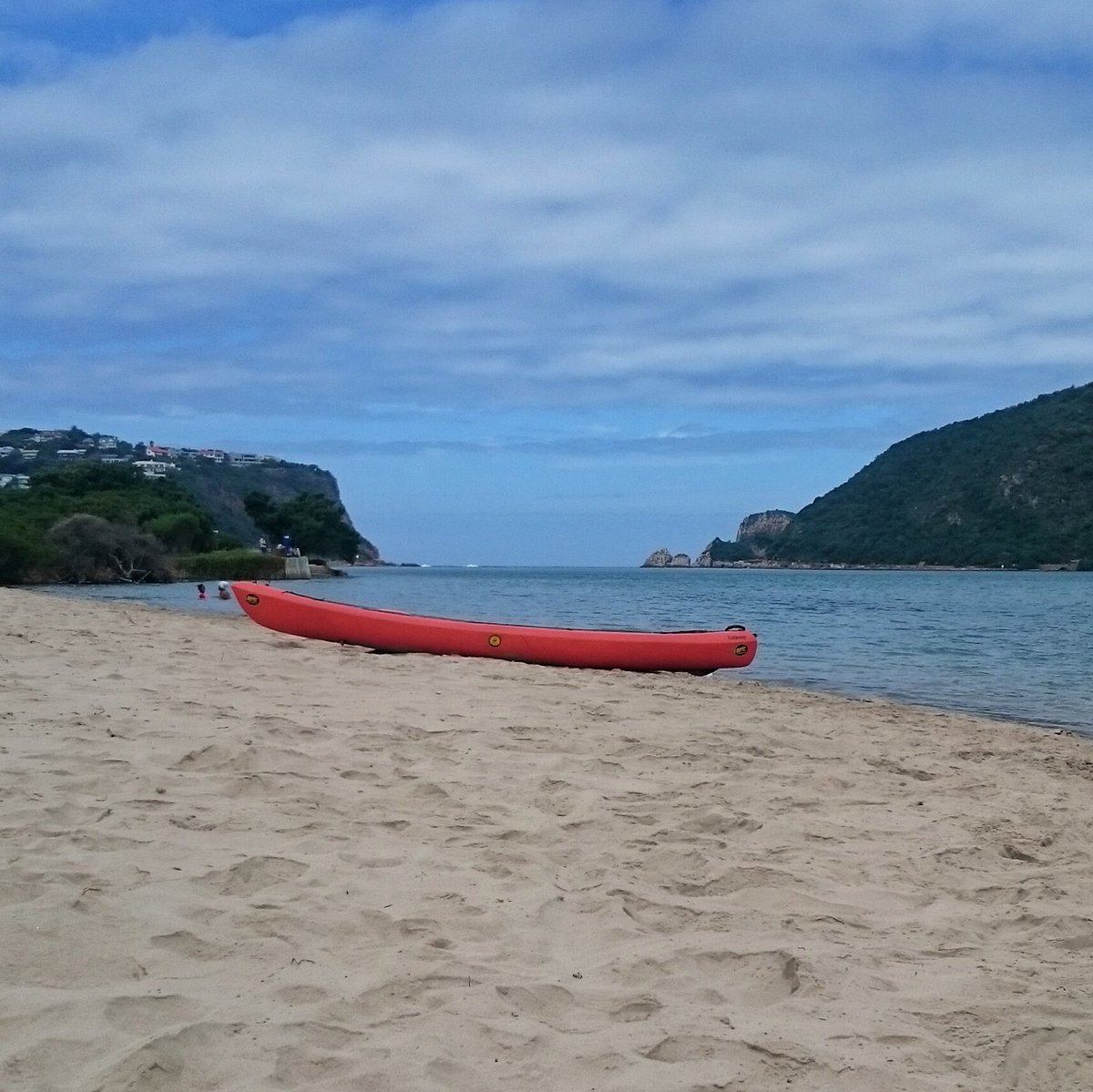 DiBrown5's tweet photo. Eastern Cape. Surf JBay, explore Addo, hike Valley of Desolation, camino the Chokka Trail, zipline Stormsriver, tube / kayak #saadventure https://t.co/Zw5E45edne