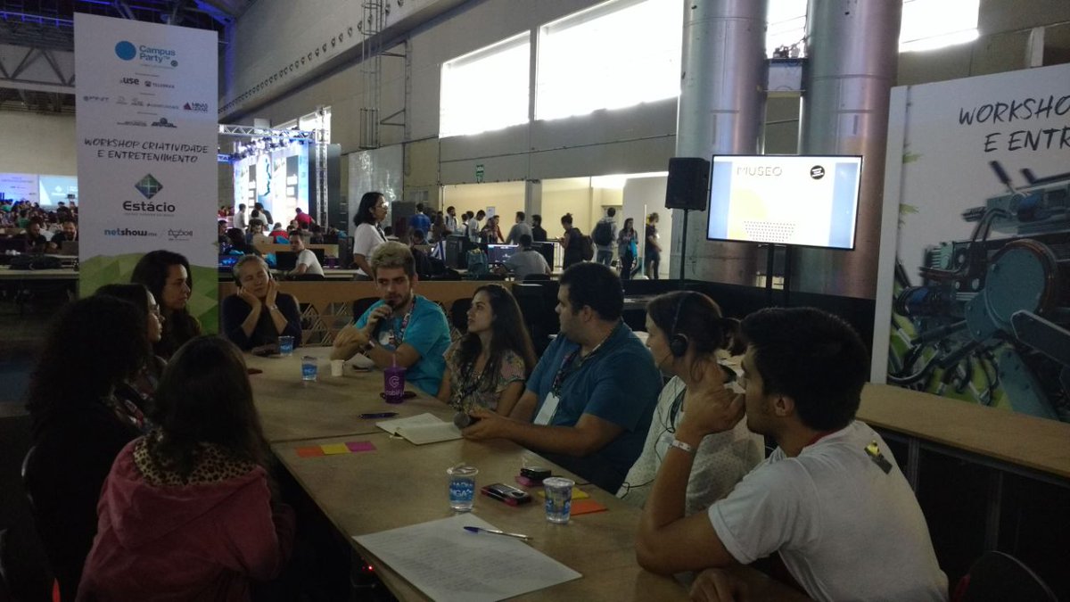 MarilyneBarisic's tweet image. #museomix workshop in #cpmg2 #finit2017 let&apos;s remix @CampusPartyBRA