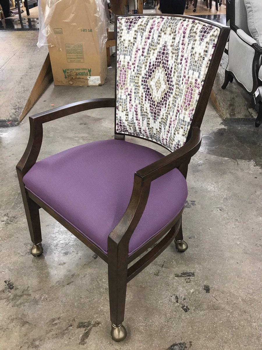 fairfieldchair's tweet photo. #straightfromthefactoryfloorfriday #contrastfabric #aztecpattern https://t.co/QjCHVszsrl