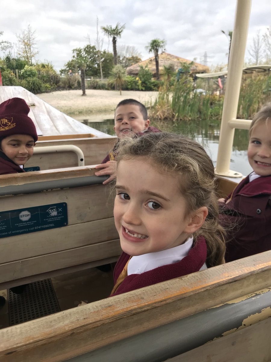 TPSPoohBears's tweet photo. On the boat! https://t.co/WaGbiibgGS