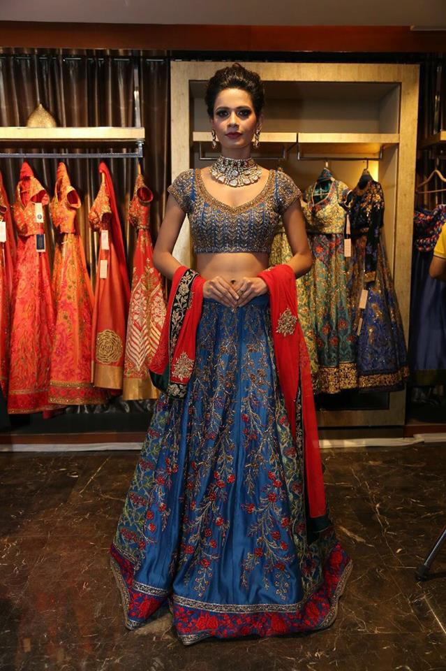 houseofsbj's tweet photo. #Redefine #Royalty this #Wedding #Season with #SBJ. #StudyByJanak #Fashion #Festive #DesignerWear
Store Locator : https://t.co/7baAlNkkgi https://t.co/5Hv9ewu1um