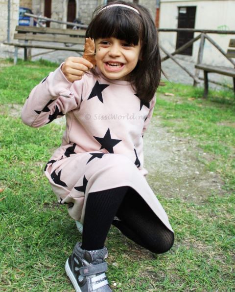¡Perfectas para los looks del fin de semana! 🌸 #LookGarvalin 
Pic by @sissi_mum
#garvalin #calzadoinfantil
Modelo: bit.ly/DeportivaPlata…