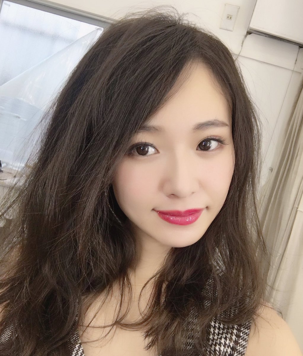 西川 瑞希 على تويتر メイク一緒でも ヘアスタイルだけで 全然雰囲気かわるね 撮影day