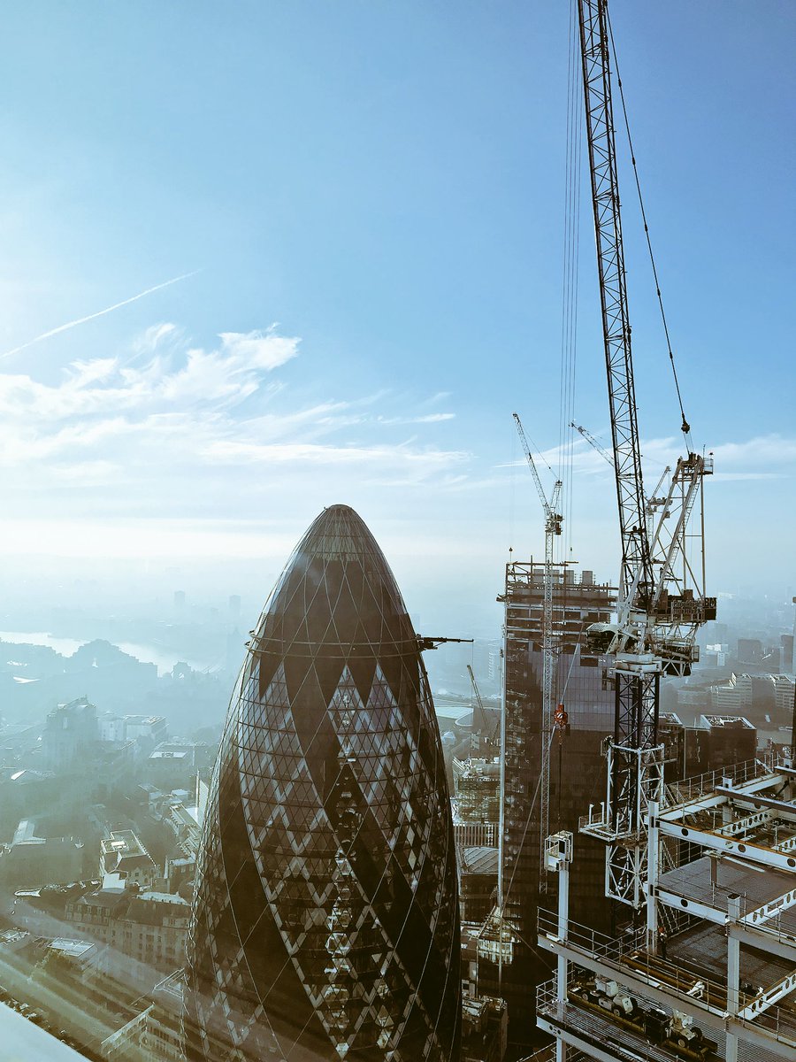 AlysonBoyle's tweet photo. Lovely team breakfast this morning in @DuckandWaffle ☕️🍴 https://t.co/OVaOryjrCG