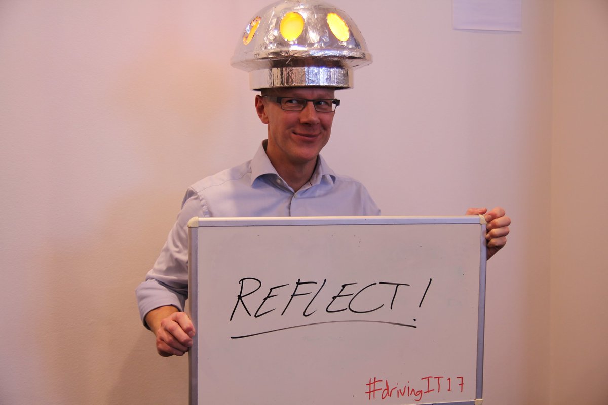Foilspeak's tweet photo. #REFLECT #drivingit17 https://t.co/znSqxtndtJ