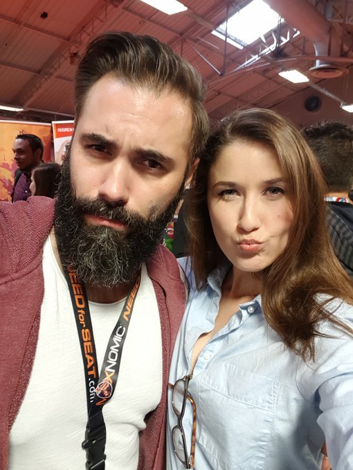 Trop cool de retrouver les copains à la #PGW  ! Avec @FredZolf en mode teamBGculdepoule https://t.co