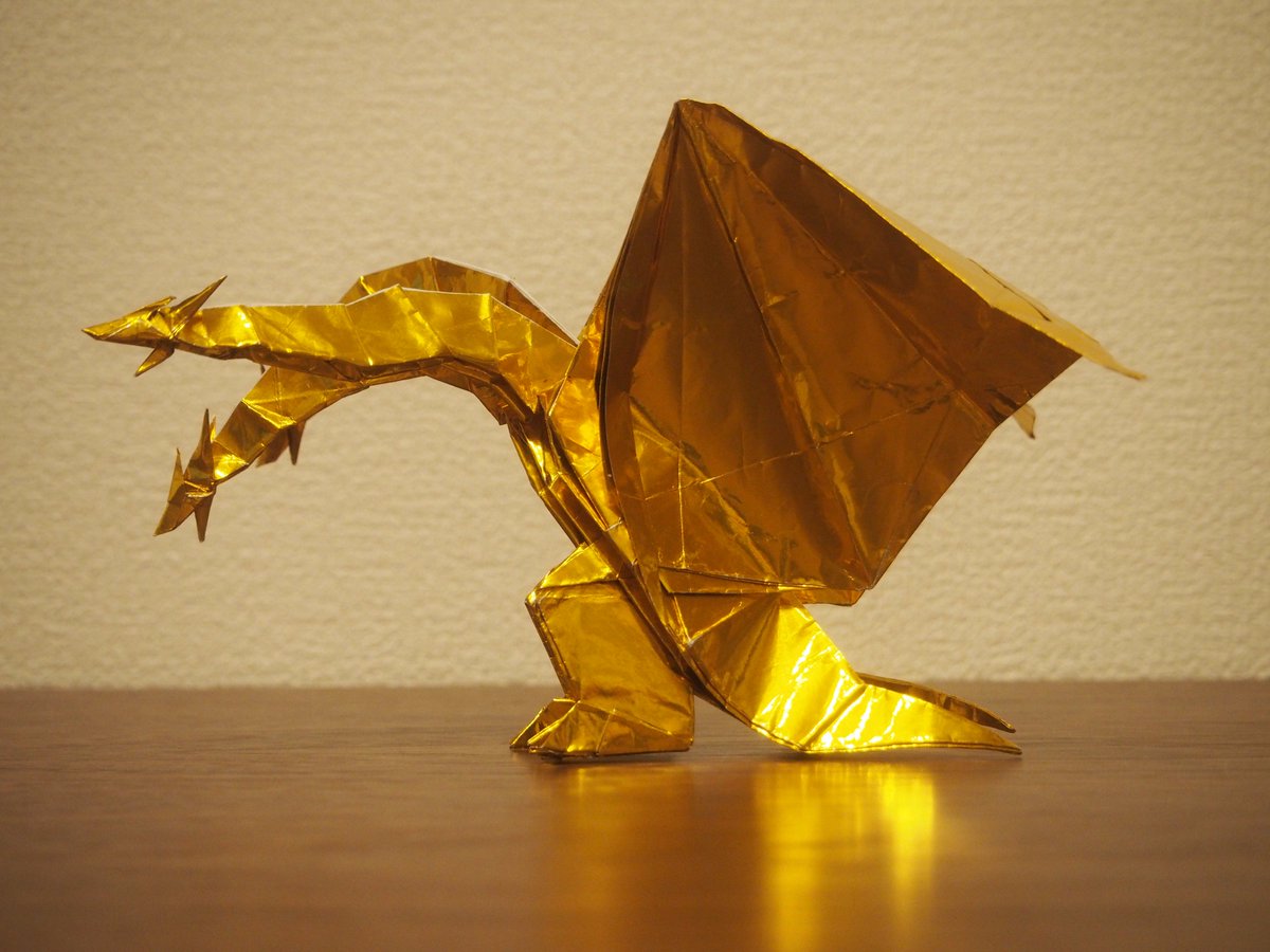 船隠 Funagakure キングギドラ 創作 小笹径一氏 秀麗な折り紙 より 折り手 隠 すんごい久しぶりに折り紙しました 折り紙作品 Origami