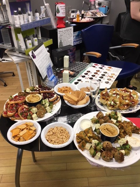 #Vegan Proud Salon Launch with <a href="/ColourHerbeUK/">ColourHerbeUK</a> at <a href="/Salon123HB/">Salon 123</a> Find your #vegan salon on colourherbe.co.uk