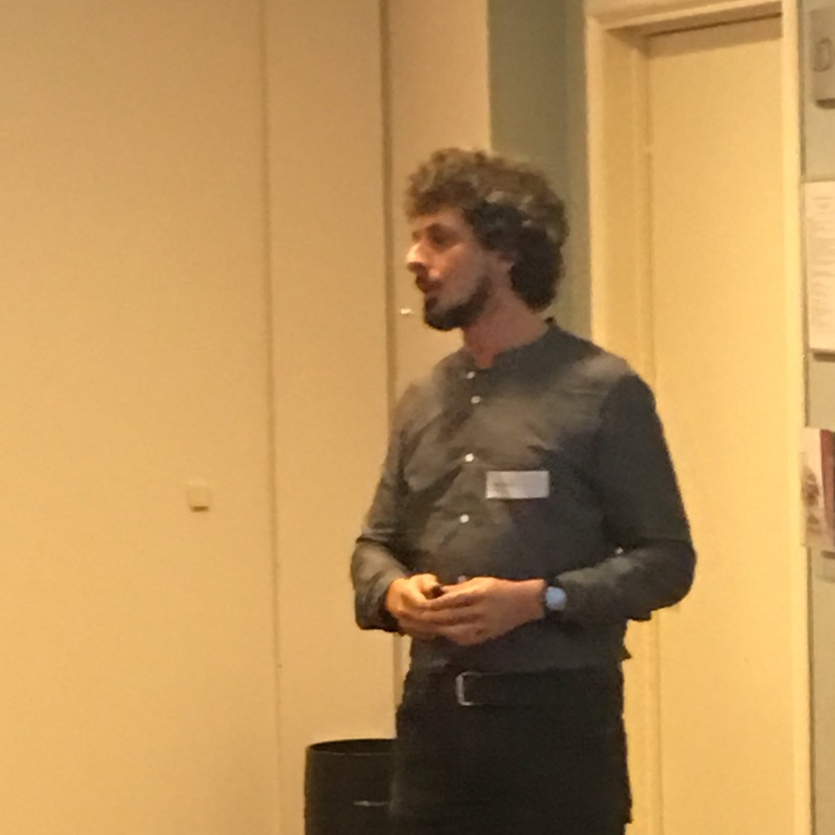 hrlarsen_dk's tweet photo. Thank you, @jaromil (Rojo), for introducing what would be my #termoftoday: ‘Philosopher of Technology’ - at #drivingit17 with @IngeniorIDA https://t.co/4I4PE1ypxD