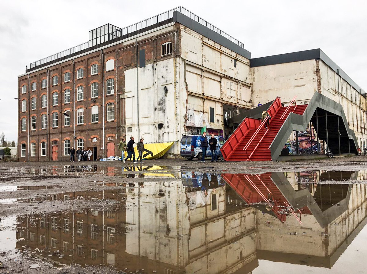 #Groningen bezoek met @bpd_nl_nom aan de Suikerfabriek en @WolkenFab presentatie <a href="/ploegid3/">ploegid3</a> #herbestemmen