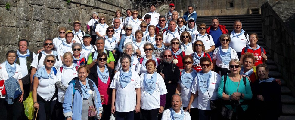 Los mayores de Santa Eugenia hacen el #CaminoDeSantiago
bit.ly/2iWXii2