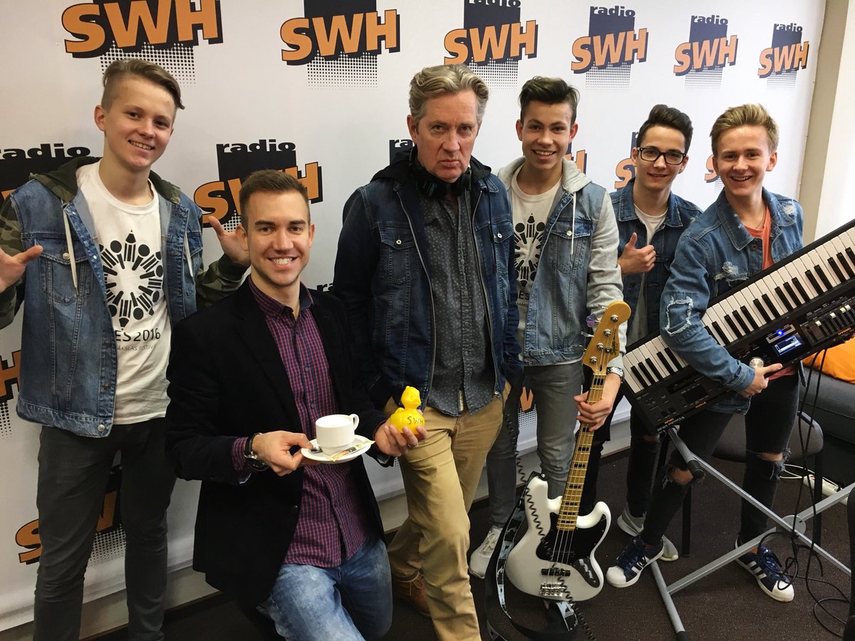 RadioSWH's tweet photo. Kopā ar #FredosaurusRex Augusts Zilberts un grupa "Bekars", kuri kopā uzstāsies mūzikas festivālā „Bildes”-> https://t.co/dhtGgo6ezh https://t.co/fBLZD9QWwq