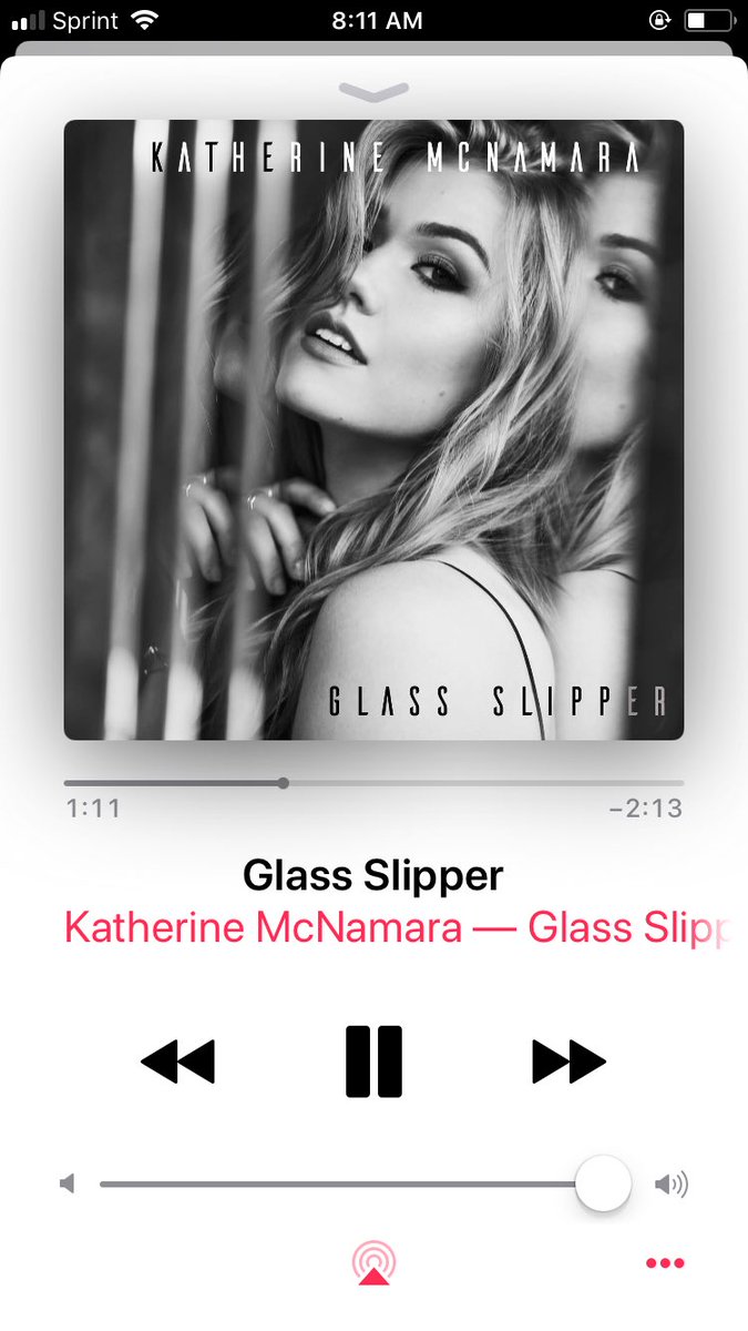 95toram's tweet photo. @Kat_McNamara @QuantumFlood Katherine has done it again! #GlassSlipper is such a banger. I can’t wait to see what else you have for us. 🖤➰ https://t.co/pp9mSGcpYg