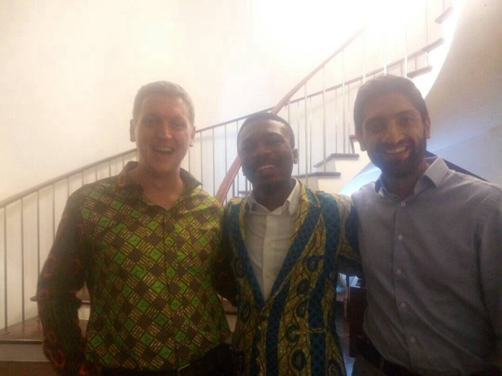 A great honour to be part of an "arts dinner" by <a href="/walkeriain/">Iain Walker</a> . It was awesome <a href="/annupvyas/">Annup Vyas</a> #uk_and_gh_arts