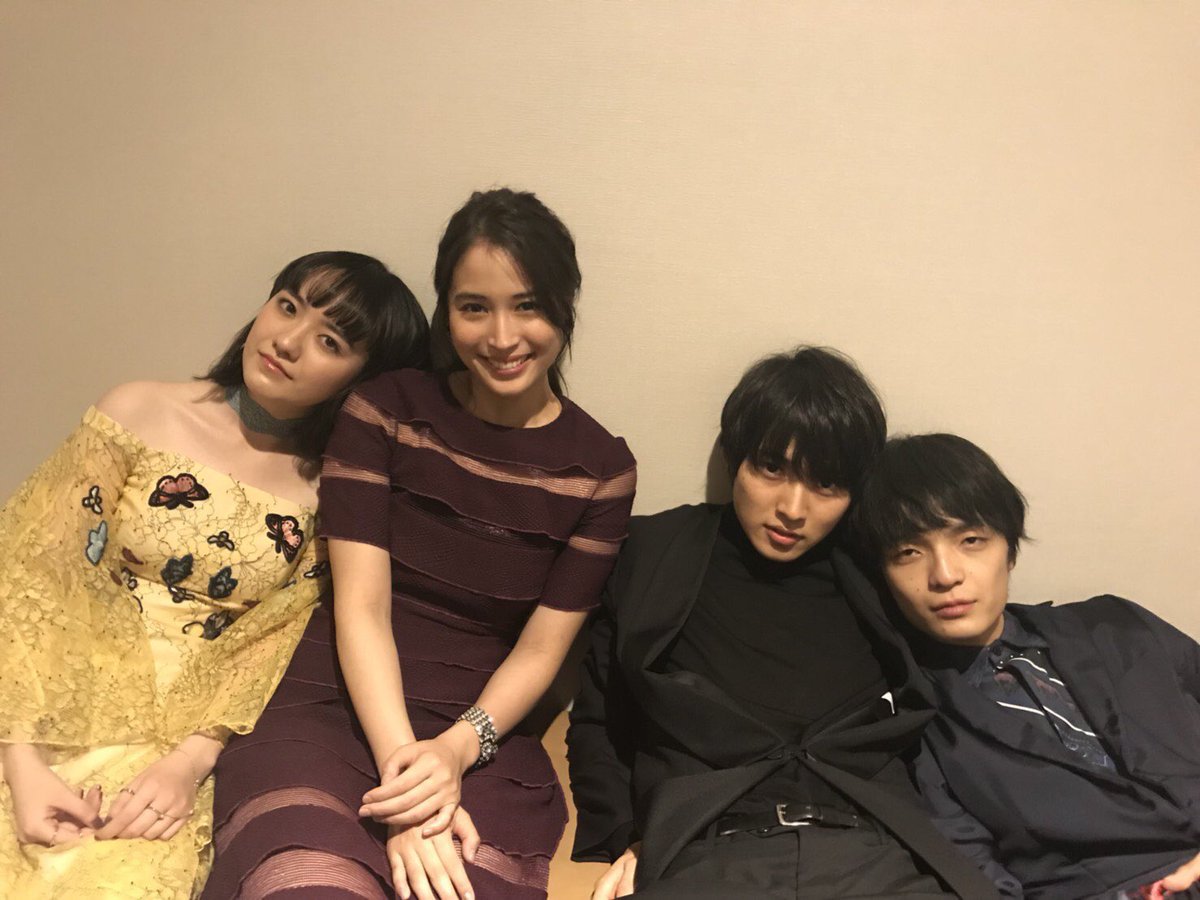 ____knt_mmk's tweet photo. スーツのボタン
はち切れそうだけど
大丈夫かい？ https://t.co/wg7JEL4AV1