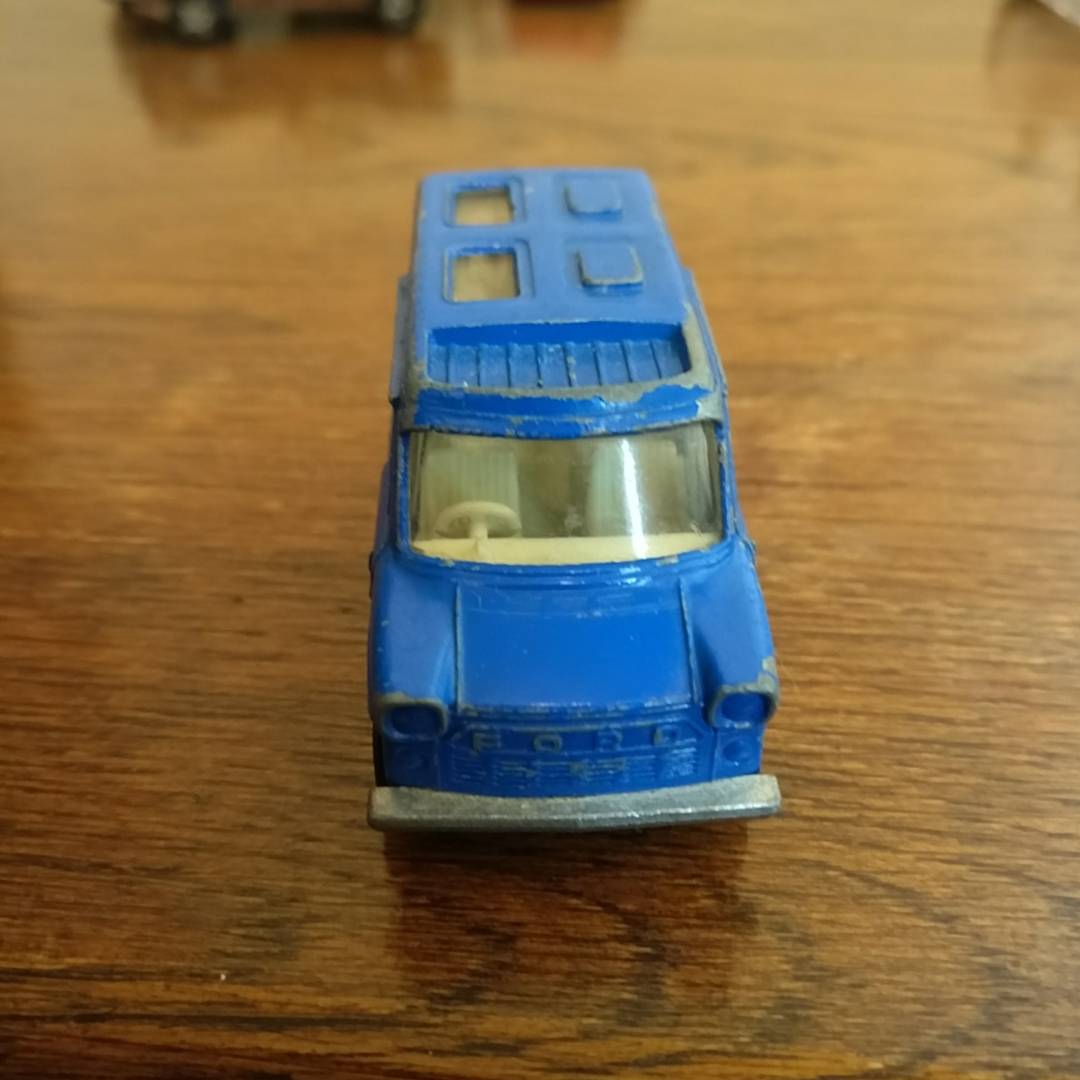 WeLoveDiecast's tweet photo. Vintage Corgi Whizzwheels #MartinWalter #Ford Transit Caravan #WeLoveDiecast #AdventureToys #corgi #Caravan #Vanlife #caravanclub #RetroToys https://t.co/B4Yyz0iEHL