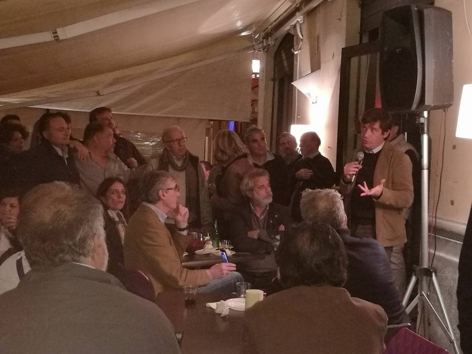 ConOttavio's tweet photo. "Quello che avviene qui può cambiare il corso della politica": @civati a #revolutionparty parla della #Sicilia. https://t.co/lEZhGu7AeB