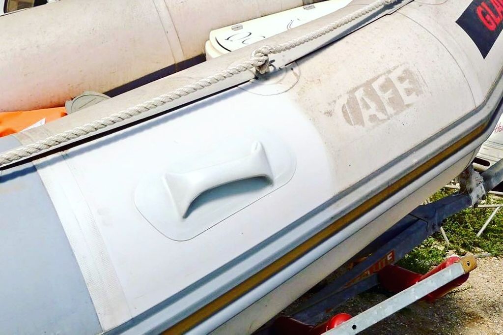 Clean, degrease, remove stains and protect your inflatable boat and your dinghy, with Clean Boat !
🛥 See more on store.easysaleusa.com/collections/cl… 🛥