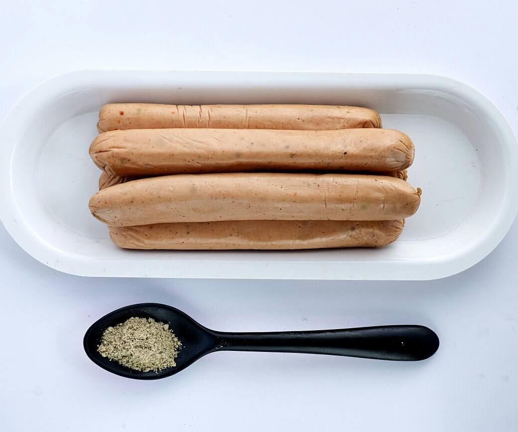 alffarms's tweet photo. Indulge in the heavenly taste of #Alffarms’ Pork Dinner Franks. Order now https://t.co/rqyHJz8RYd #pork #sausages #sausagelover #Friday https://t.co/lnf5qvepdU