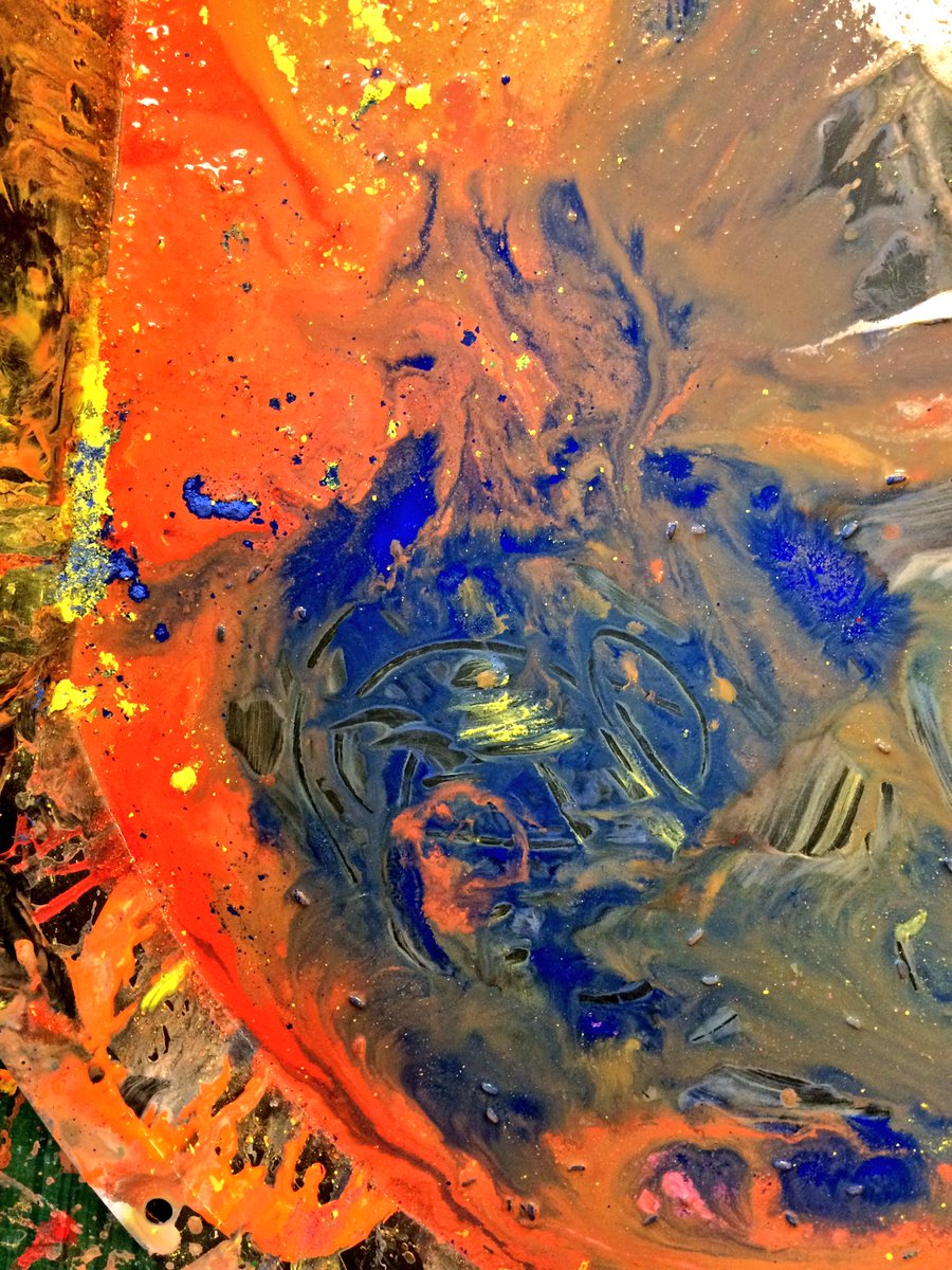 LizAtkin's tweet photo. So much joy: my #MessyPlay for Under 5s as Artist in Residence Sue Bramley Children's Centre @LBBDCCs @lbbdcouncil @StratfordCircus @BBCCiN https://t.co/IMTGihR2W5