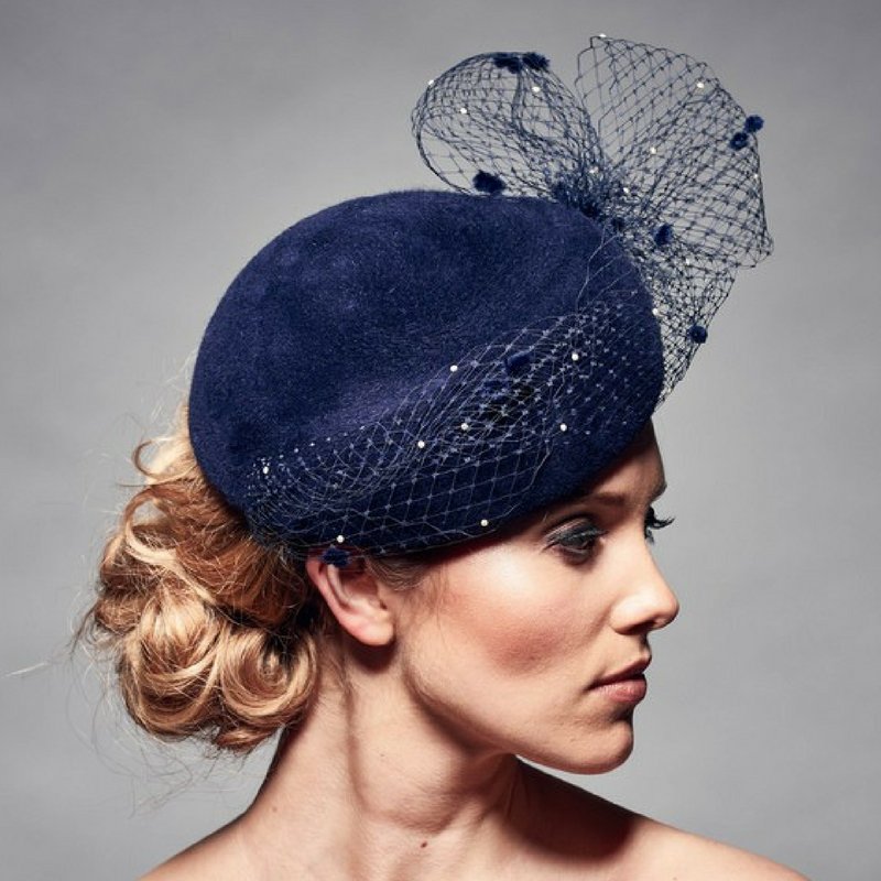 #WinterWedding approaching? Rosie makes a fabulous range of handmade hats, using the finest materials. yourartisans.com/Rosie-Olivia/P…
#luxuryhats