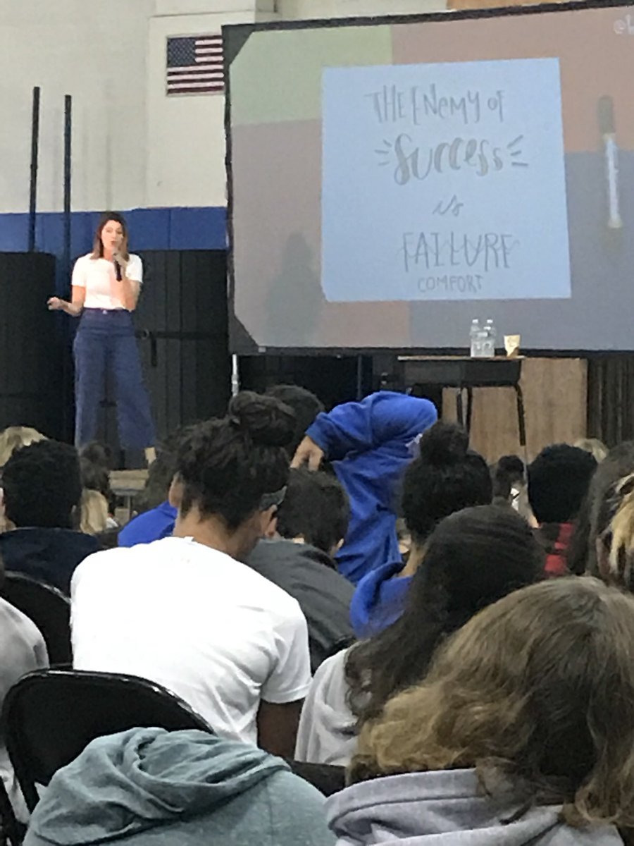 clamarca16's tweet image. The enemy of success is comfort! #hellofears @smurrayLB @Lau7210 @natasha_nurse @RomanelliPaul @michelle_poler