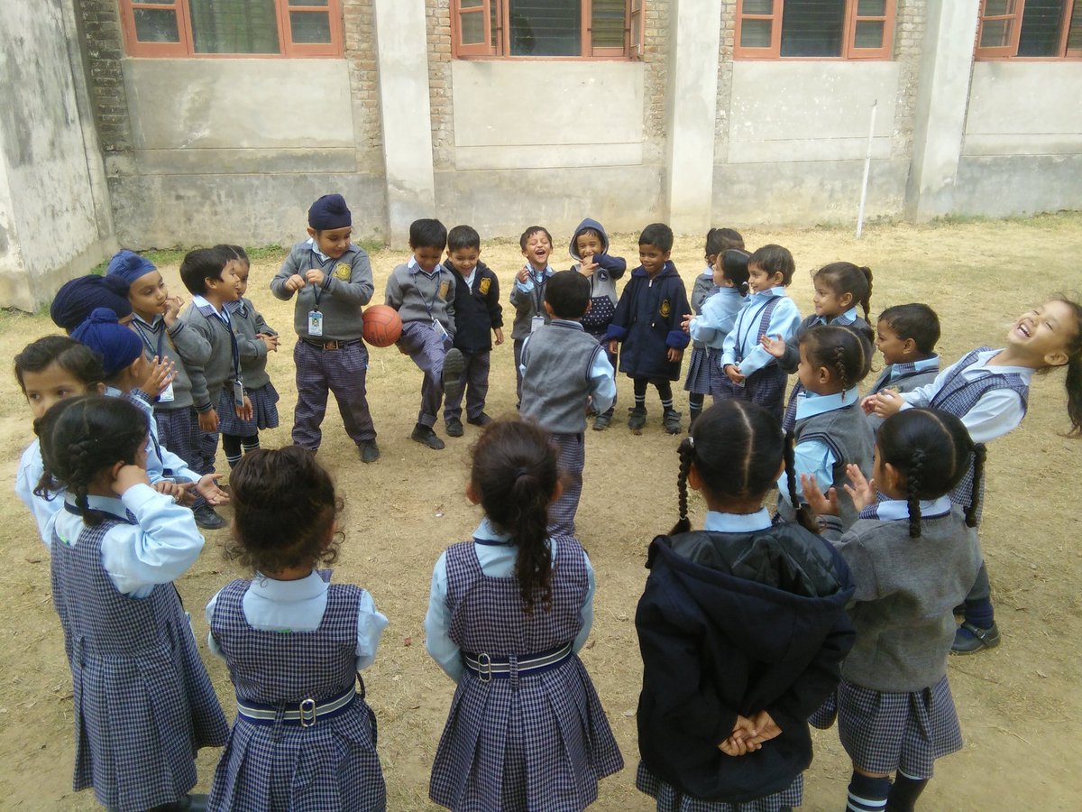 babybehl's tweet photo. NUR Ss enjoyed Play Time while playing game 'CATCHING BALL' to enhance  motor development, follow SDGoal no 3 @pkdhillon08 @TeachSDGs https://t.co/NnJjHy5Ac2