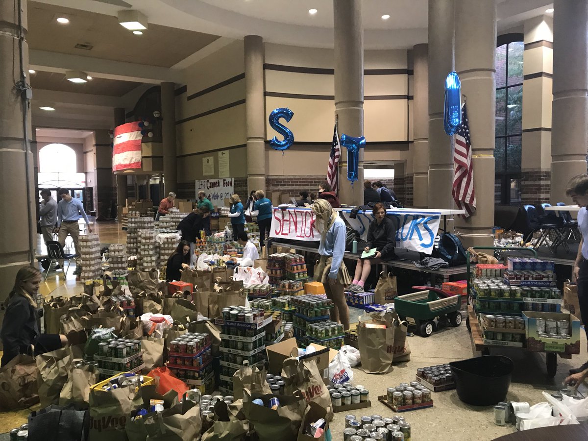 stafuturesaint's tweet photo. How many cans? We will find out later today. The Saint Thomas Aquinas community is serving our greater community. https://t.co/Mq1UY9AtTa
