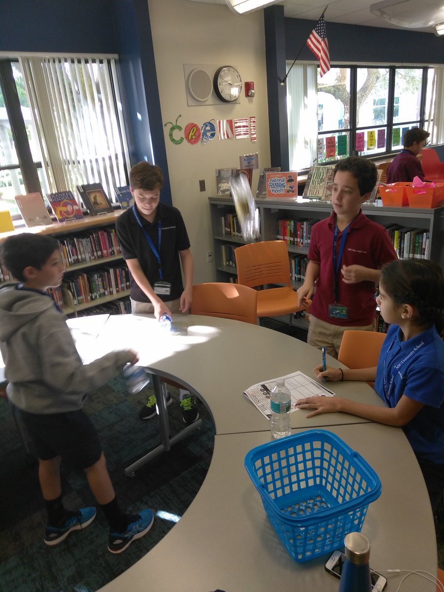 MS_MediaCenter's tweet photo. Innovation challenge Thursday!!! #everythursday #duringbreak #bottleflipping https://t.co/0zlZPnHuPa