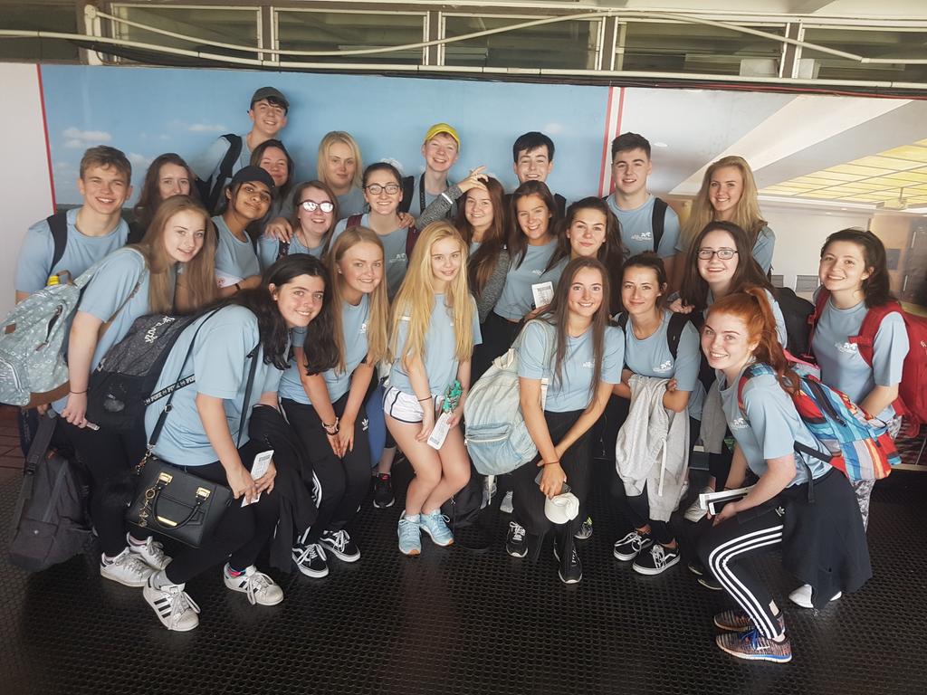 ercmalawi2017's tweet photo. That's us here! All very excited we have arrived! We're Lilongwe from home! We shall update you soon! :-) https://t.co/1lygVdv2up