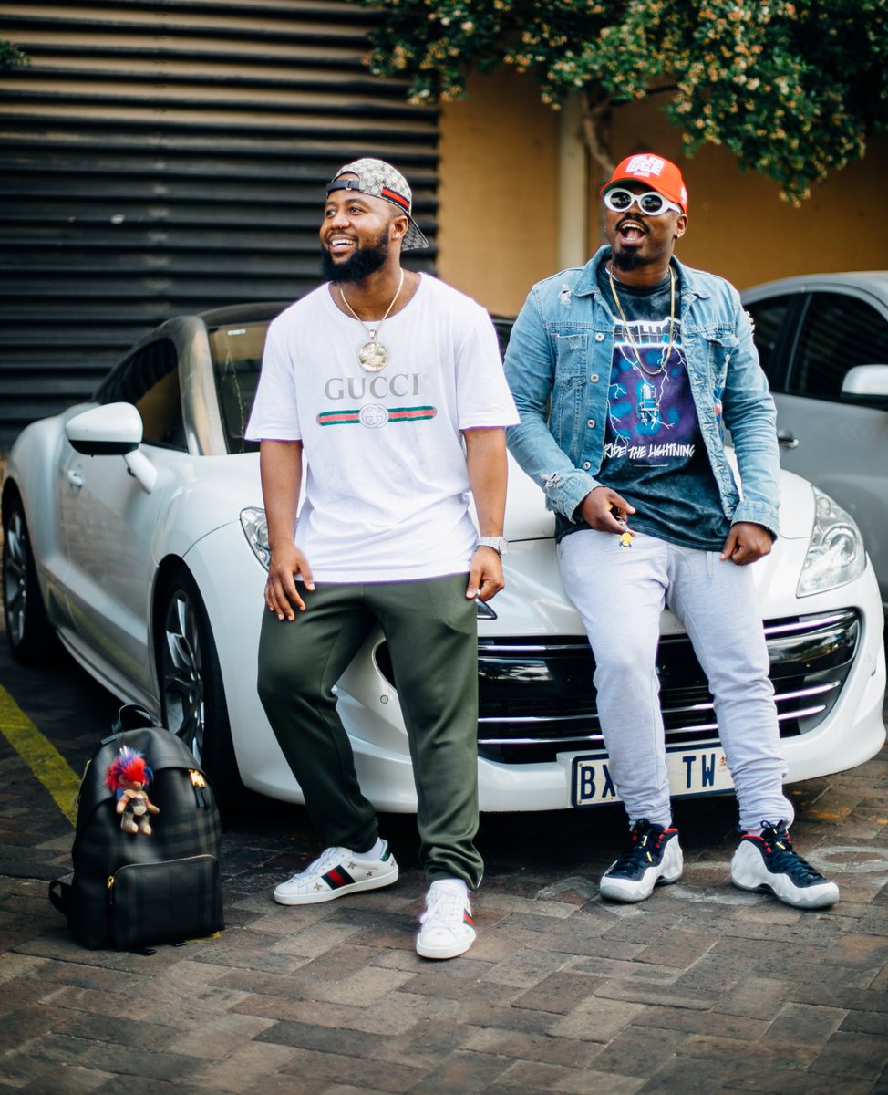 casspernyovest's tweet photo. Cooling https://t.co/kIHHqYG9yT