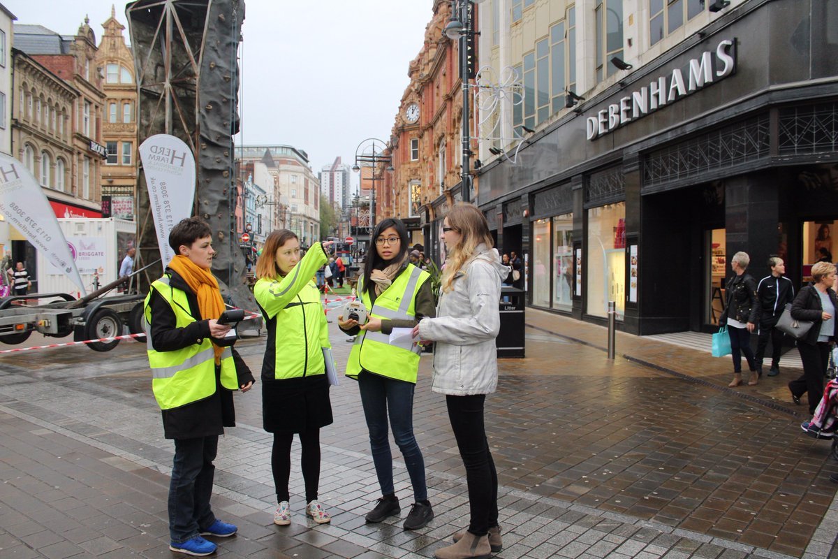 UniversityLeeds's tweet photo. Congrats to last week’s #Climathon winners! Read about their ideas to tackle air pollution in @PriestleyCentre blog: https://t.co/oypiAZ7Unf https://t.co/7UoGQYOtDJ
