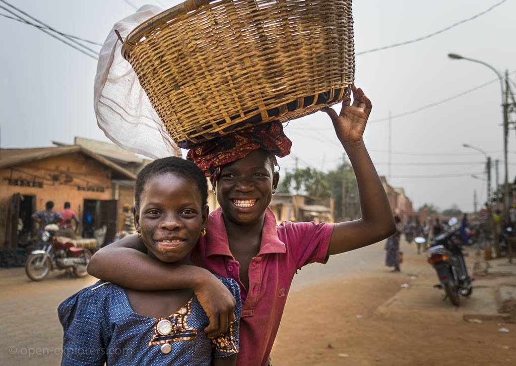 Daniel & Josephine tweet media