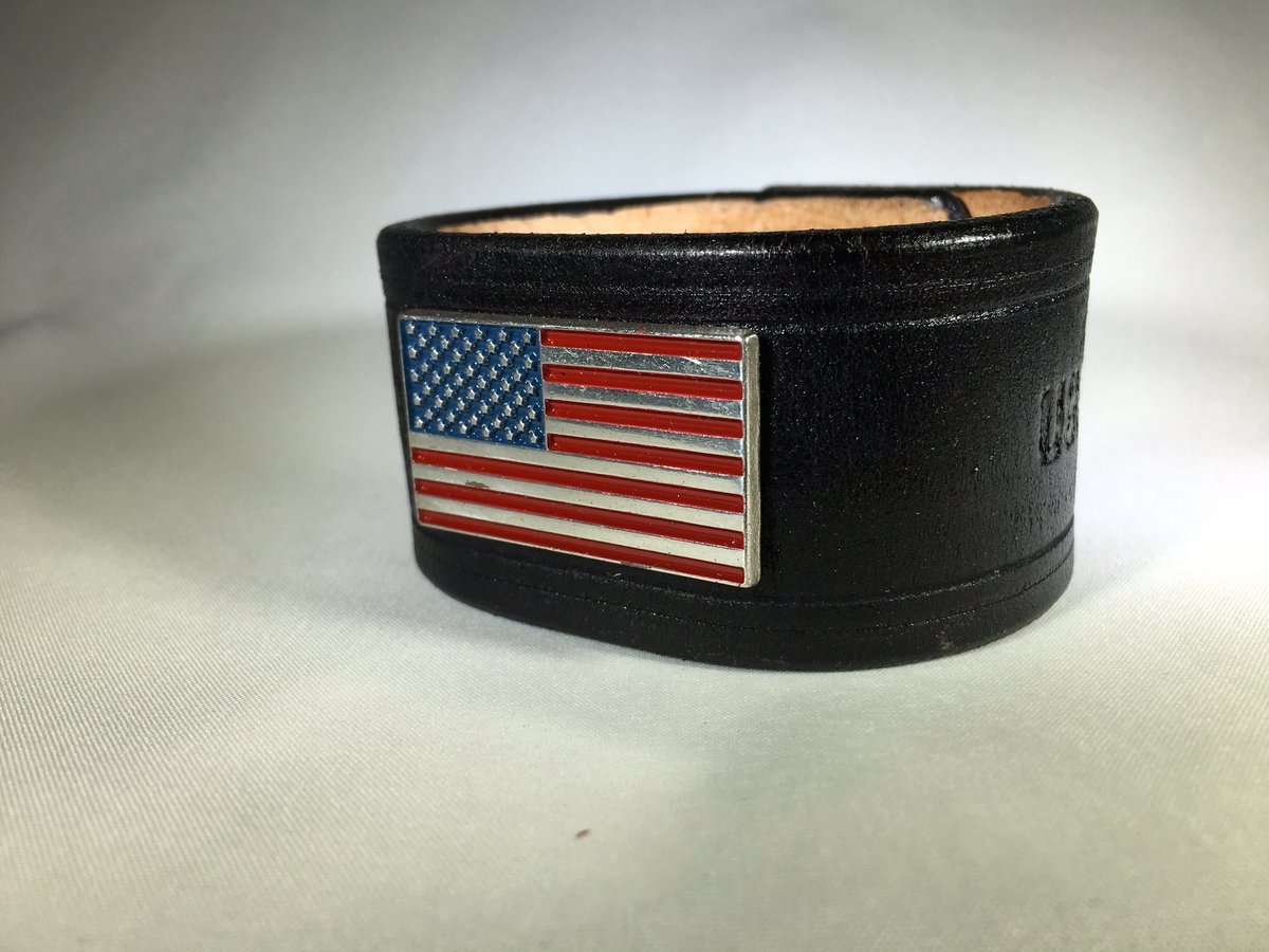 M7_Straps's tweet photo. Next Friday! Come on down to @OMNIBrewing and participate in their Veterans Day DAV fundraiser! We are! #VeteransDay #MSP #DAV https://t.co/SdaJSPbdo7
