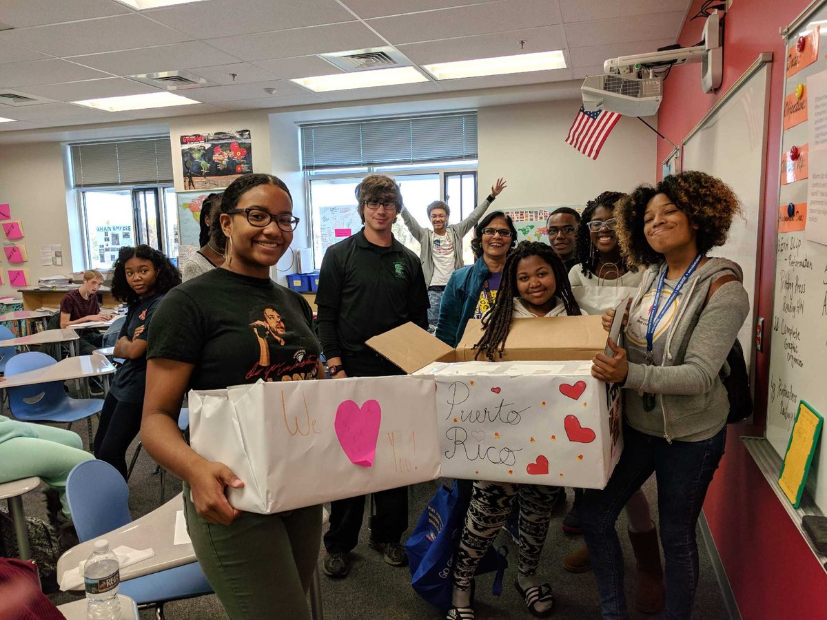 StCharlesHS's tweet photo. @StCharlesHS Key Club organizing school wide donations to send to Puerto Rico https://t.co/dufj0rHR5O