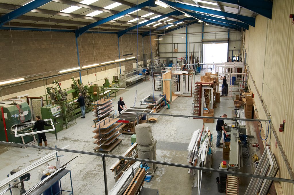 PatioMaster's tweet photo. Happy #FridayFeeling to all of our #hardworking staff making the UK's best #British #PatioDoors! And happy #weekend to our followers too! https://t.co/lUeUvNRnx8