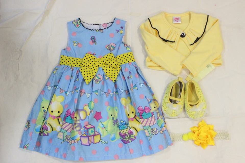 bigtomindia's tweet photo. #Weekends are all about #rock-N-roll, #shop this #fabulous look now 02222153142/944 #kidswear #toddler #babygirl #frock #partywear #bigtom https://t.co/9glGpdW7BK