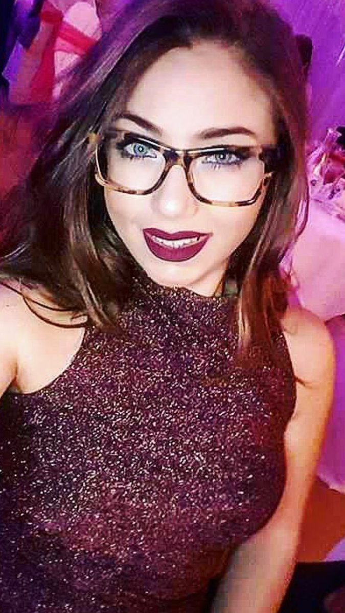 ImenAmouna84's tweet photo. #Birthday_time 😍😍 https://t.co/goiwV8Bg9I