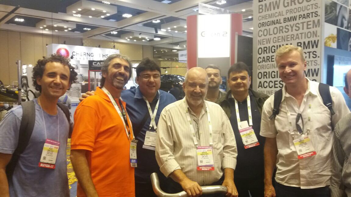 huthbenpearson's tweet image. SEMA 2017- Booth 16010 - Great week for meeting new customers and visiting with long time customers. #huth #silenpro #Vegas