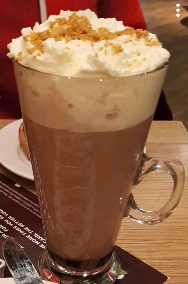 lisaduffy40's tweet photo. @CostaCoffee #billionaireshotchocolate https://t.co/pS9SiKXSmA