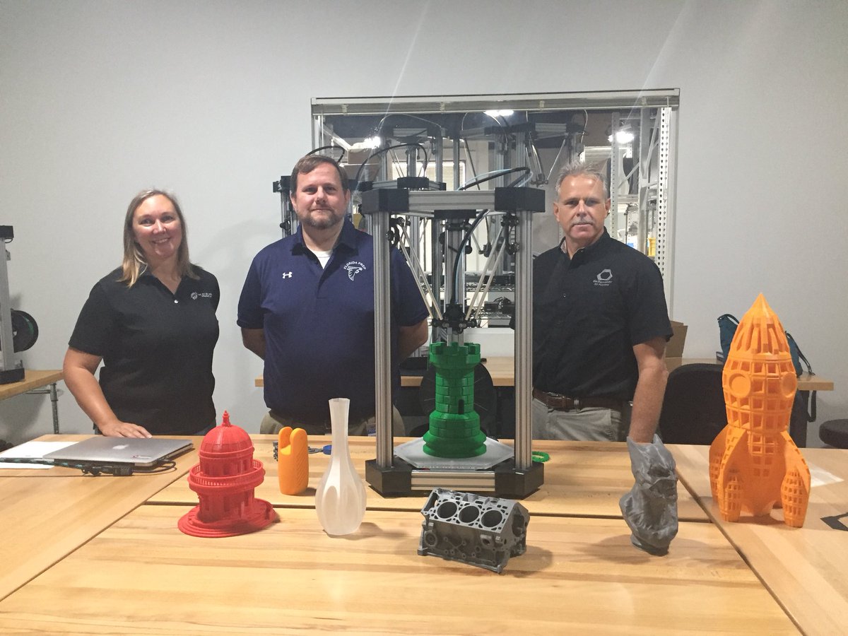 Patch_Turner's tweet photo. My new toy.  Thank you DeltaMakers and the Maker Effect Foundation.  #MakerFaireOrlando #3D Printing https://t.co/lcL0yn1csa