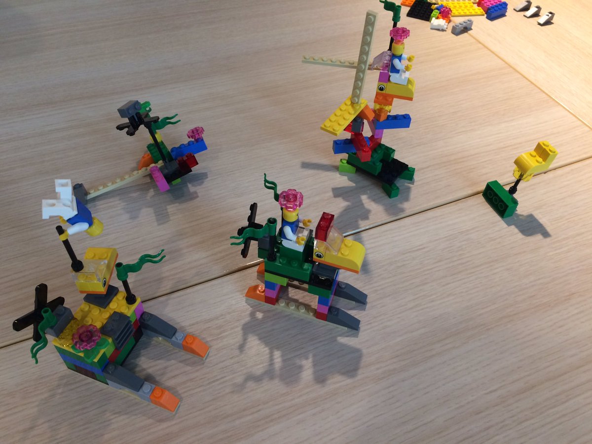 AllerbesteWelt's tweet photo. 6 different metaphors of creativity: serious #lego play with @strategicplay #rework2017 https://t.co/7he1k59KqO